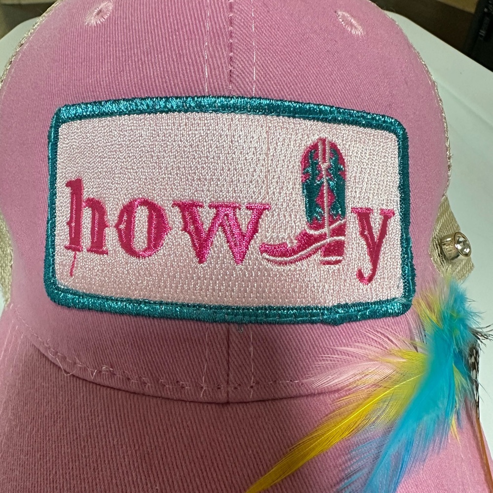 Judith March Howdy Cap